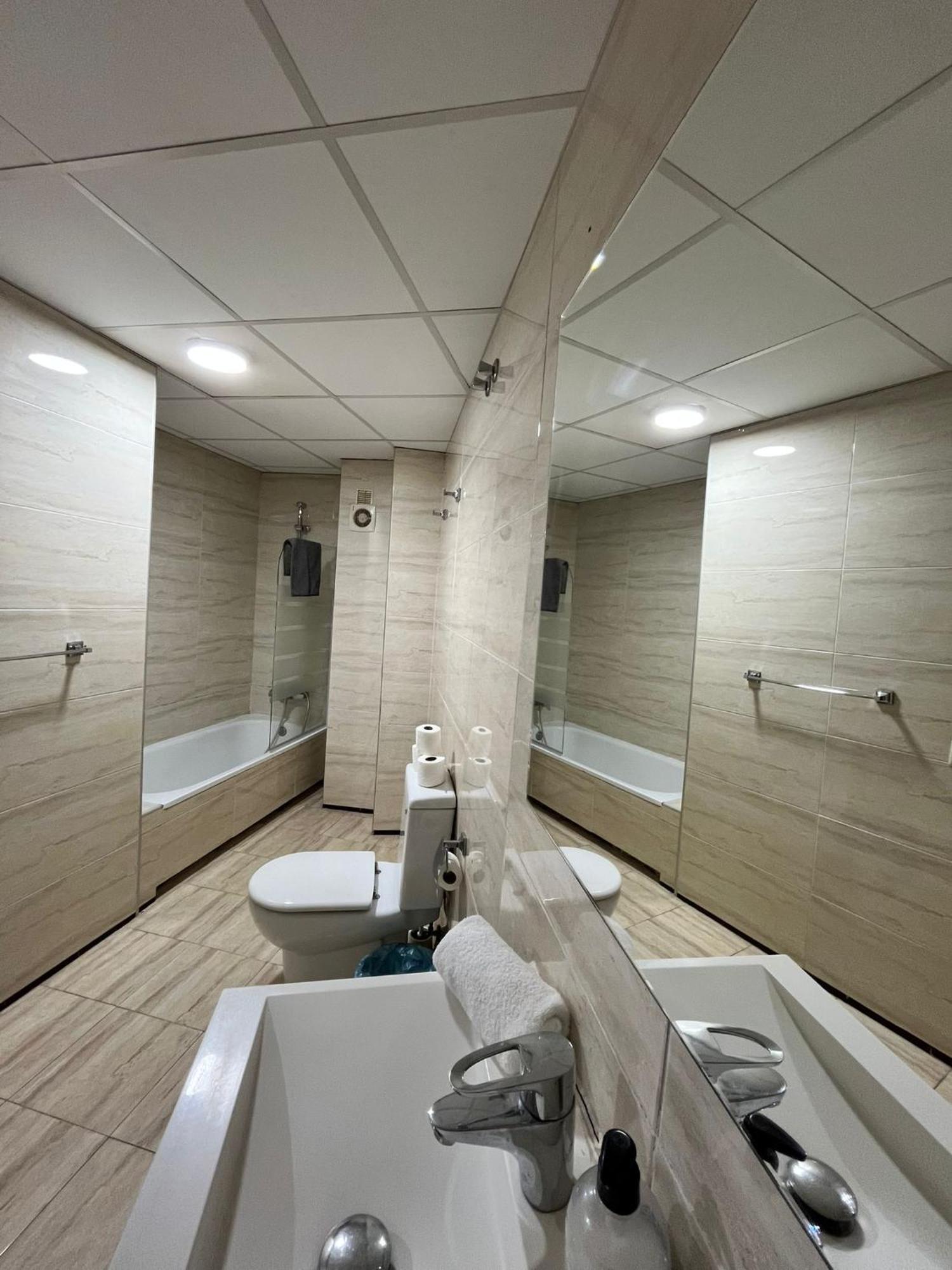 El Torcal Luxury Apartment With Free Parking Malaga Ngoại thất bức ảnh