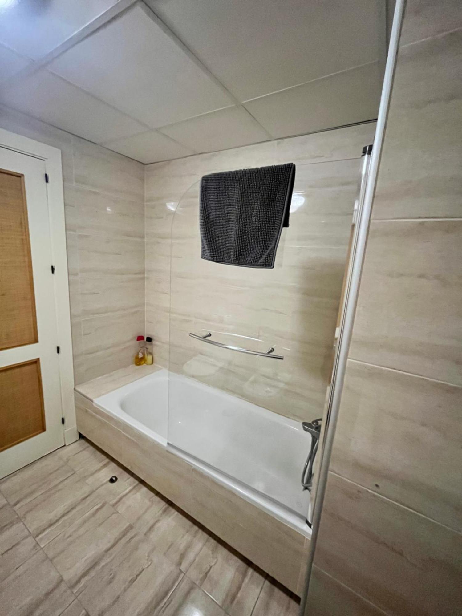 El Torcal Luxury Apartment With Free Parking Malaga Ngoại thất bức ảnh